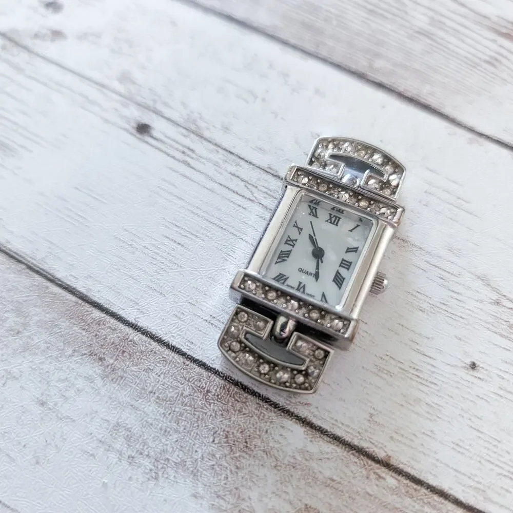 Avon Watch - No Strap - Untested as Needs New Battery